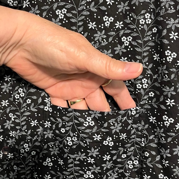 PRADA [Milano] Men's Black Floral Button Front Shirt Size XL/16 1/2 - Picture 4 of 10